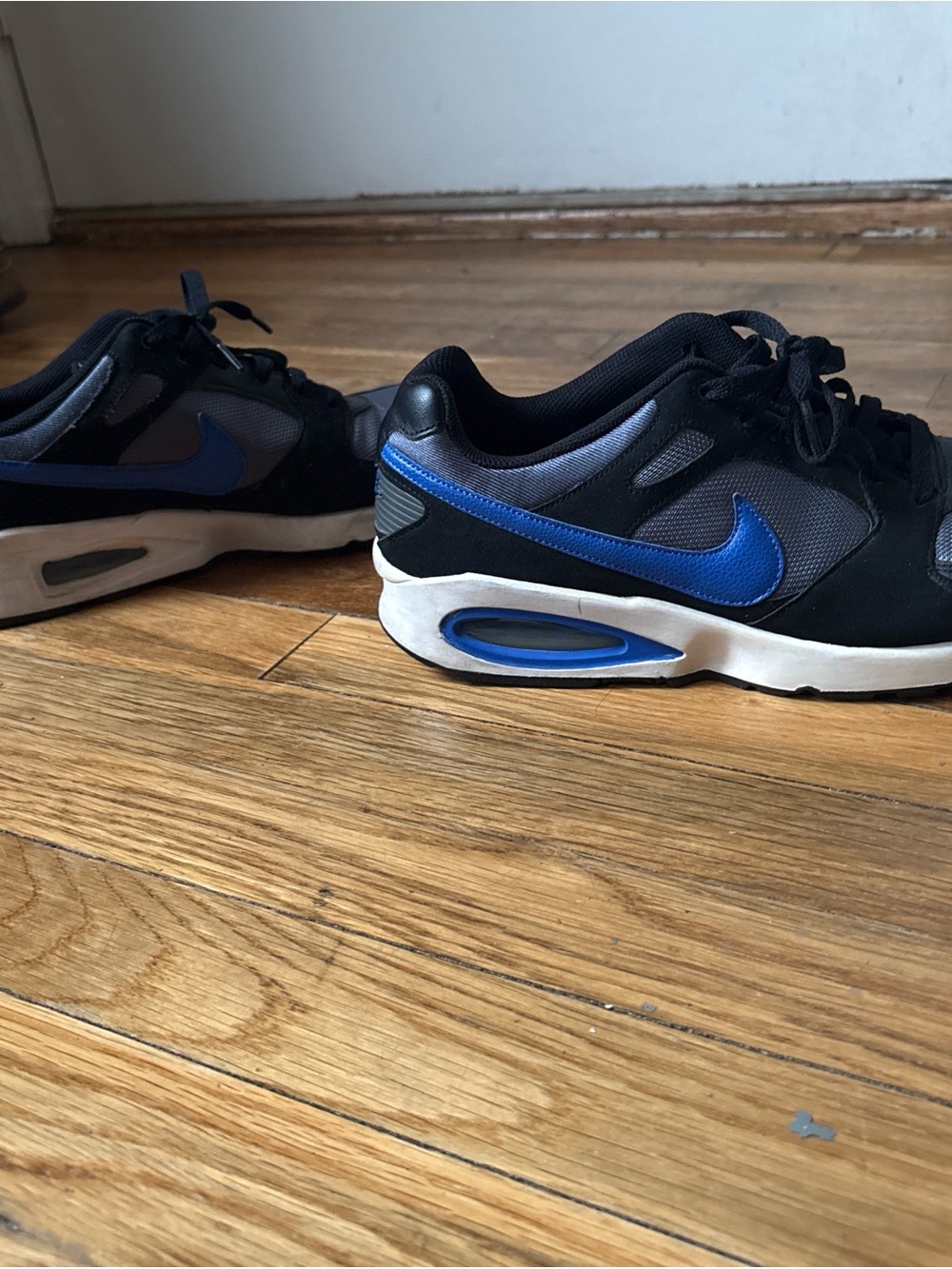 Nike Air Max - Black and Blue
